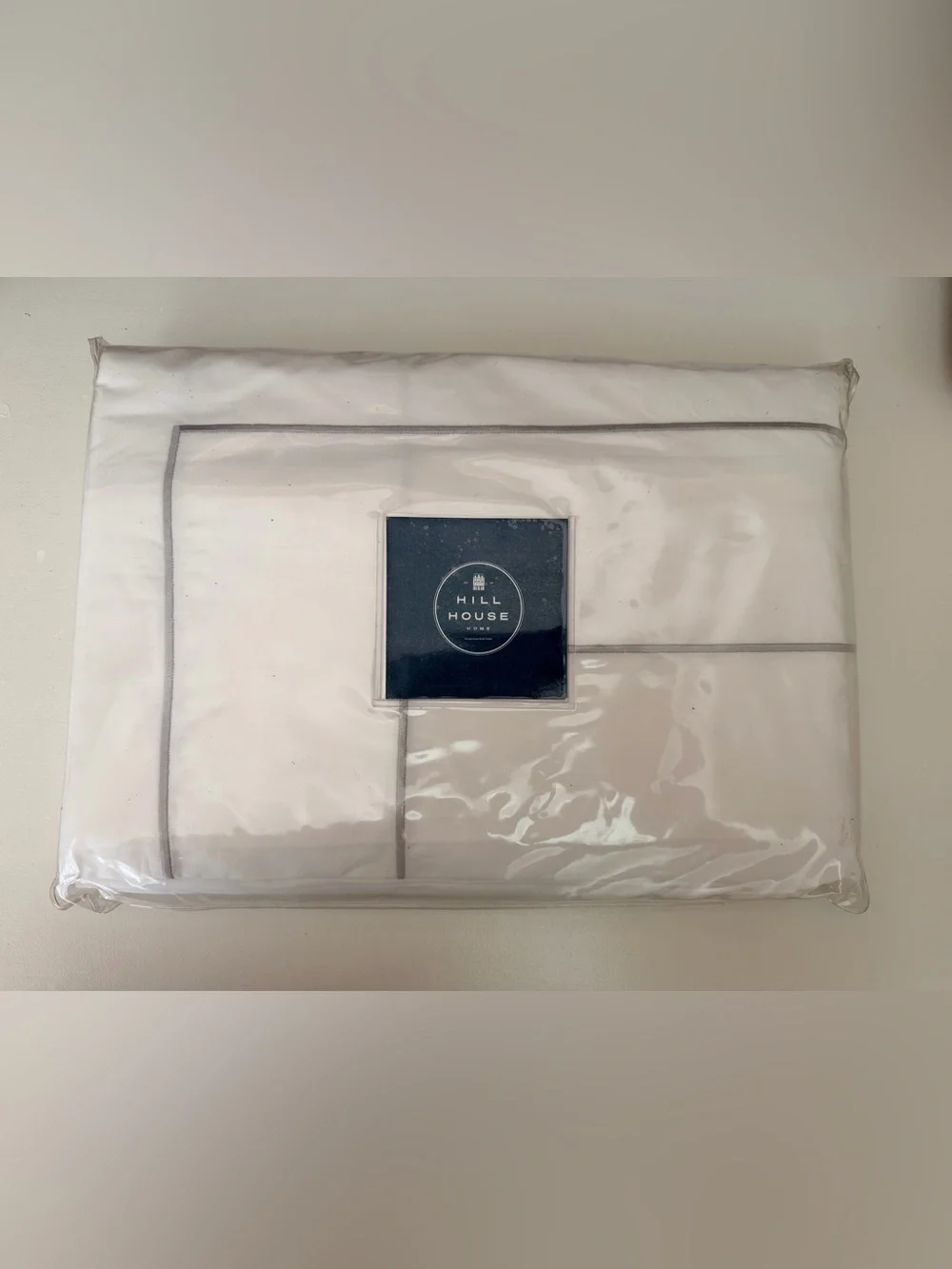 NWT Hill House Home Chancery Lane White Duvet Cover with Gray Piping